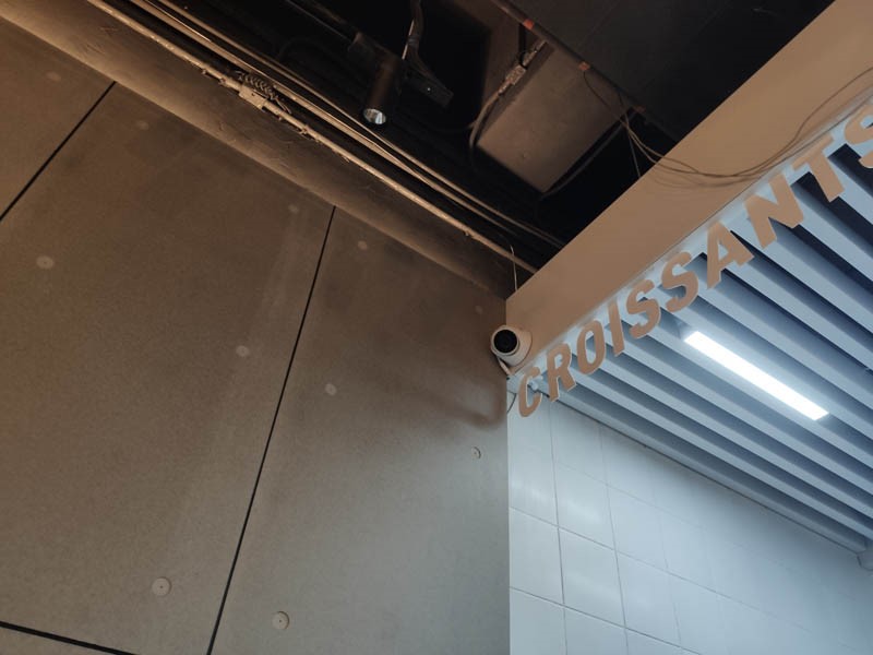 廣龍?chǎng)沃悄芸萍加邢薰荆翰惋嫼髲N安裝監(jiān)控