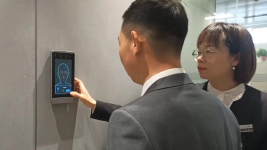 廣龍?chǎng)?顛覆認(rèn)知！安裝監(jiān)控的“智能騙局”，你可能正在被收割！